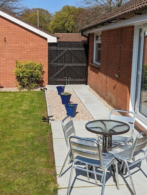 The Kilsyth,Detached Bungalow Warrington Zewnętrze zdjęcie